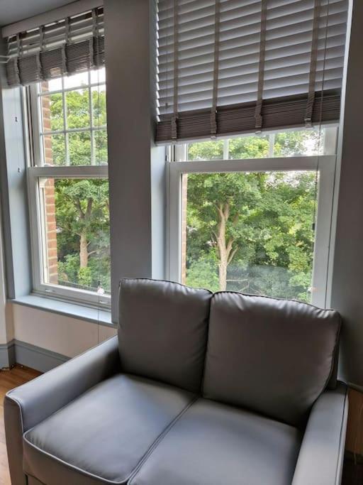 Bright Studio Apartment In A Perfect Location Λονδίνο Εξωτερικό φωτογραφία